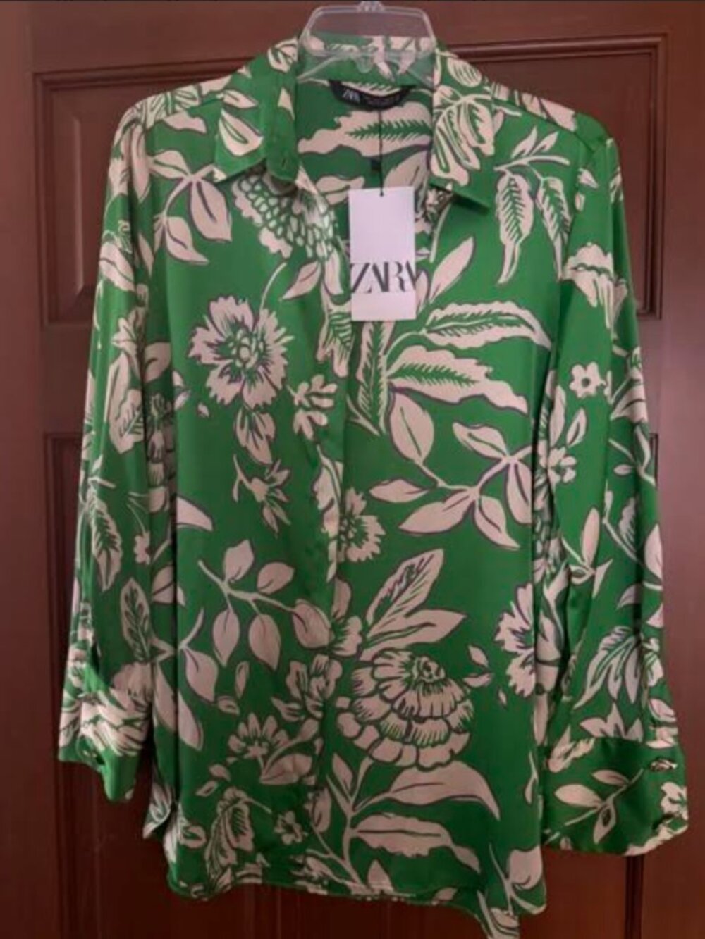 NWT Zara Green/White Floral Blouse Size S